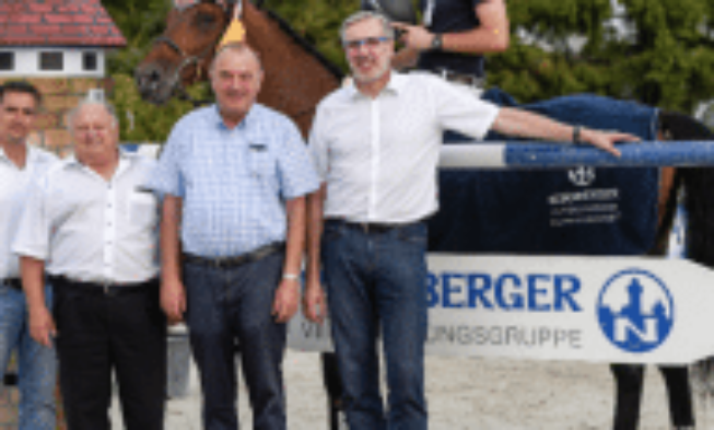 Flott und fehlerfrei: Max Weishaupt siegt im Bayernchampionat img